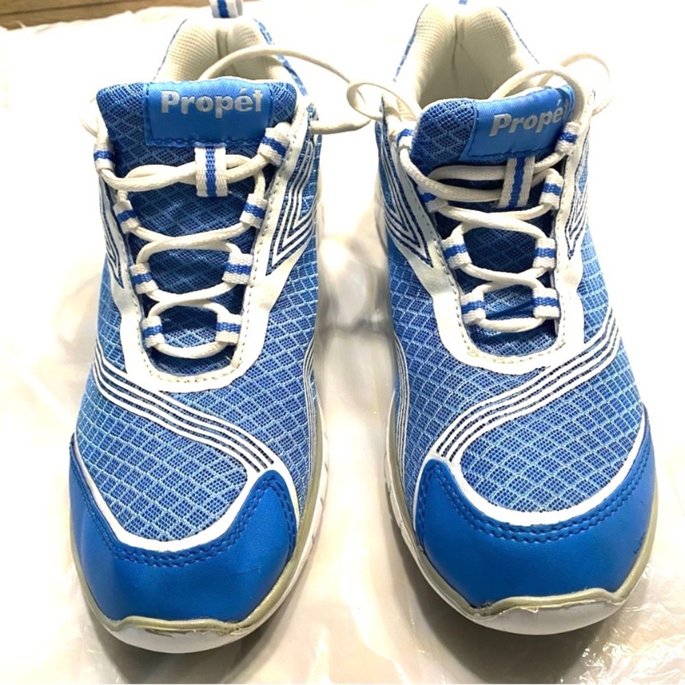 Propet sneakers travel lite fitness lace up Blue & White SZ 8.5 WORN 2x.